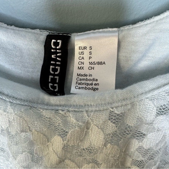 🔹5/$25🔹 H&M Light Blue Floral Lace Spaghetti Strap Crop Top. Size Small - Picture 3 of 11